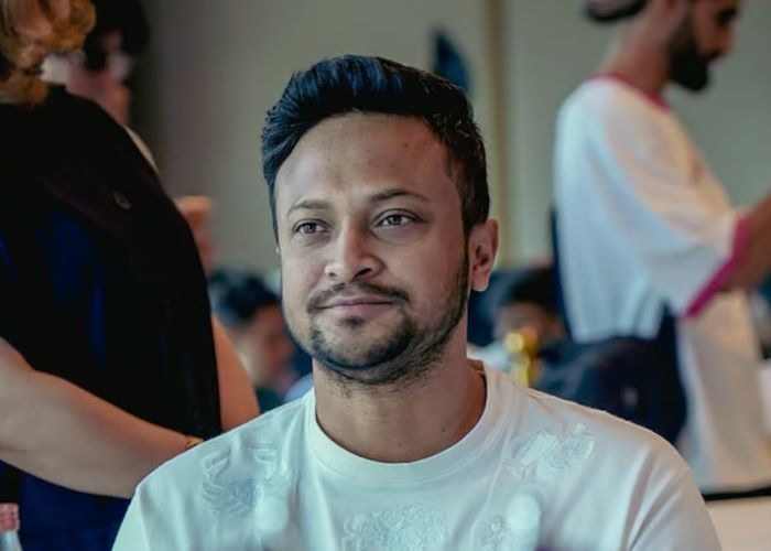 ‘বলেছে ১ কোটি টাকা দিলে কেস থেকে নাম উঠিয়ে দেবে’ : সাক্ষাৎকারে সাকিব আল হাসান